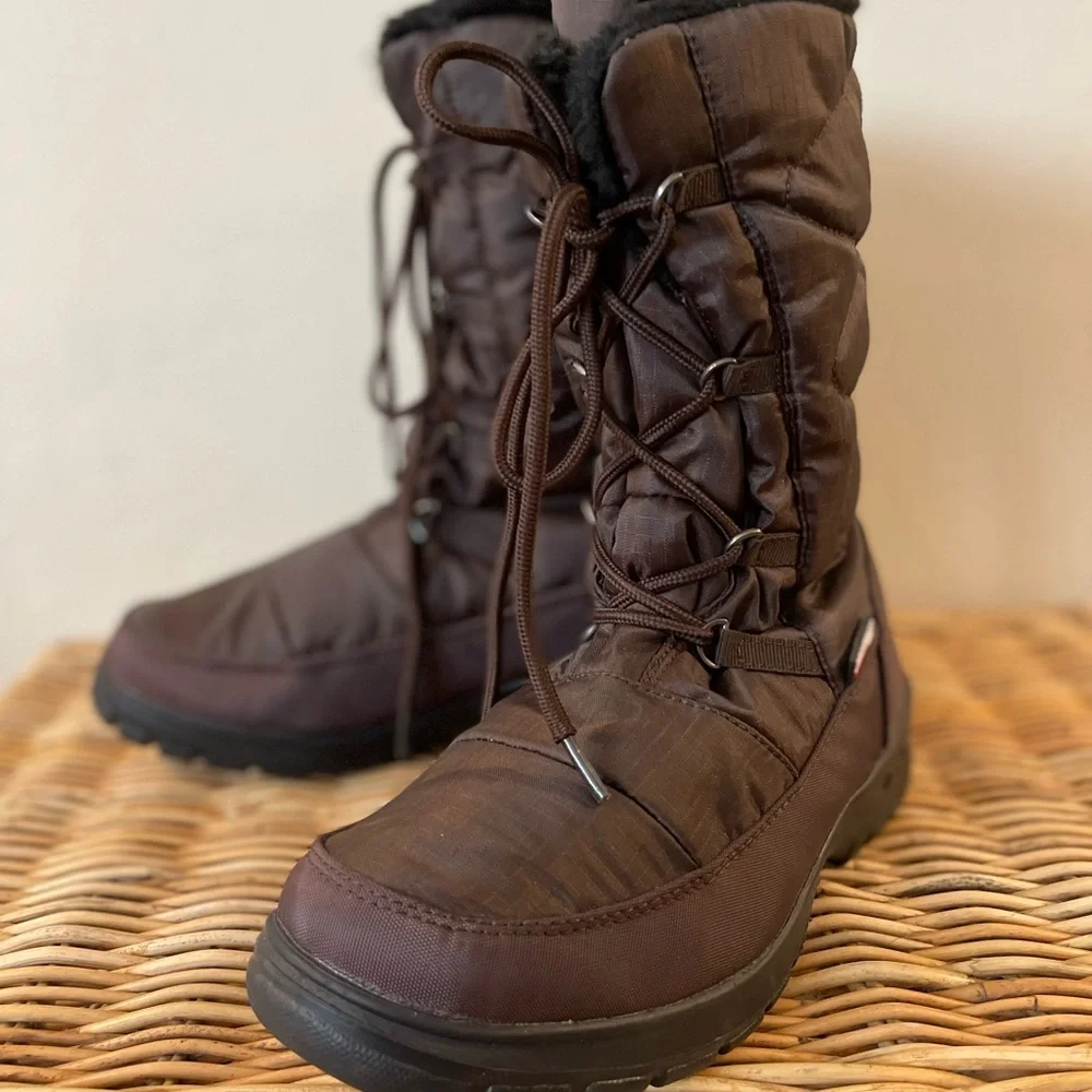 Kamik Phoenix Insulated winter boots size 7
